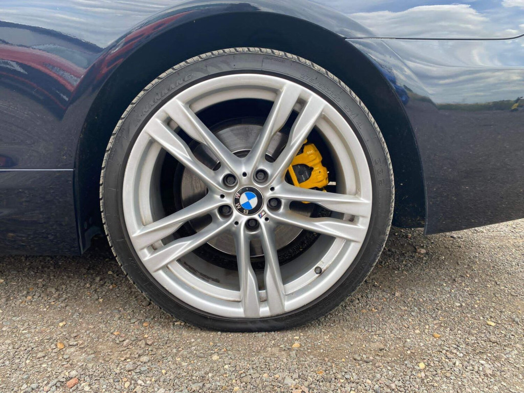 BMW 6 SERIES