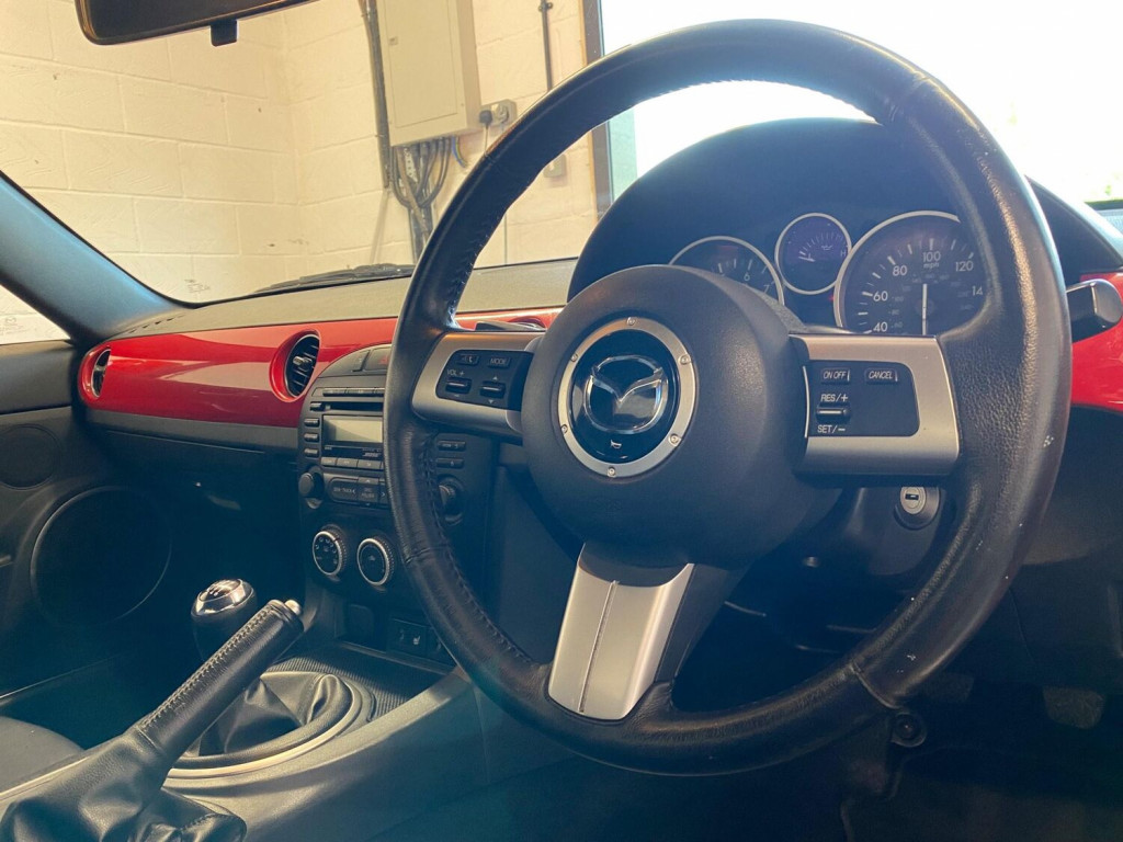 MAZDA MX-5