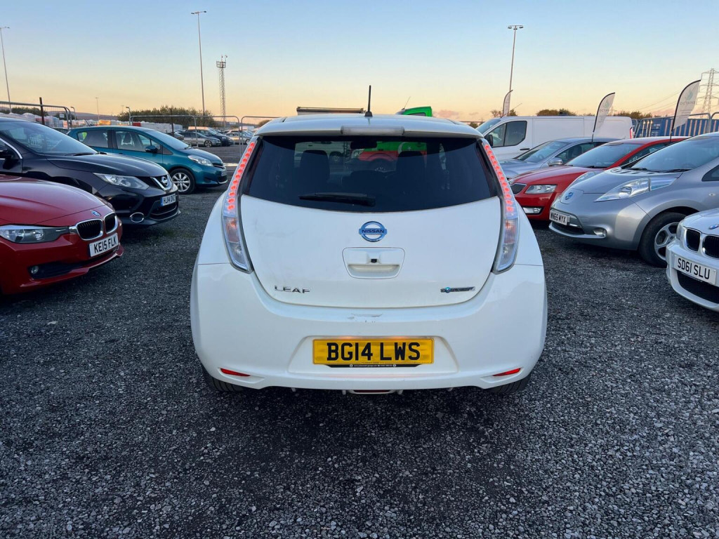 NISSAN LEAF