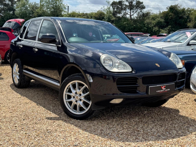 PORSCHE CAYENNE
