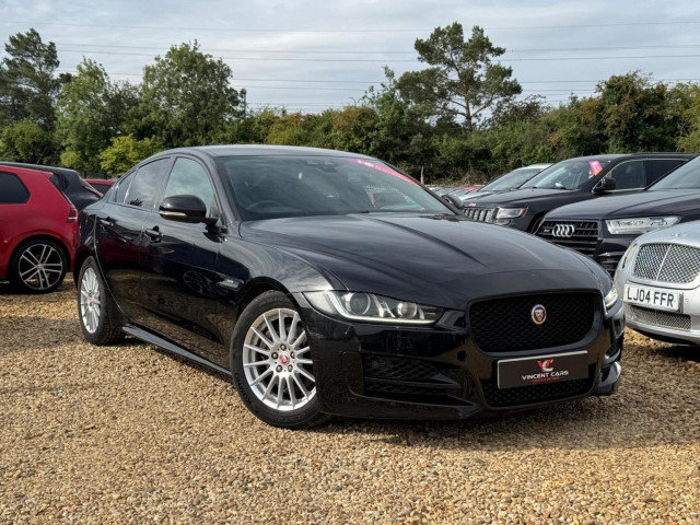 JAGUAR XE