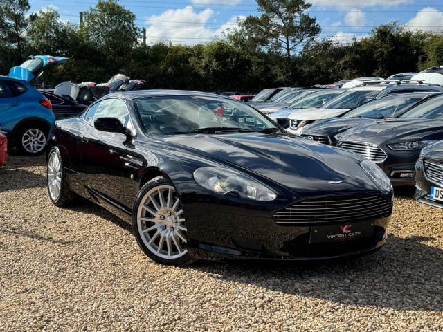 ASTON MARTIN DB9