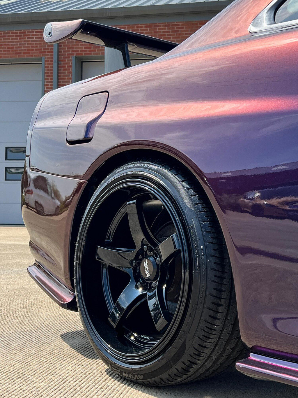 NISSAN SKYLINE