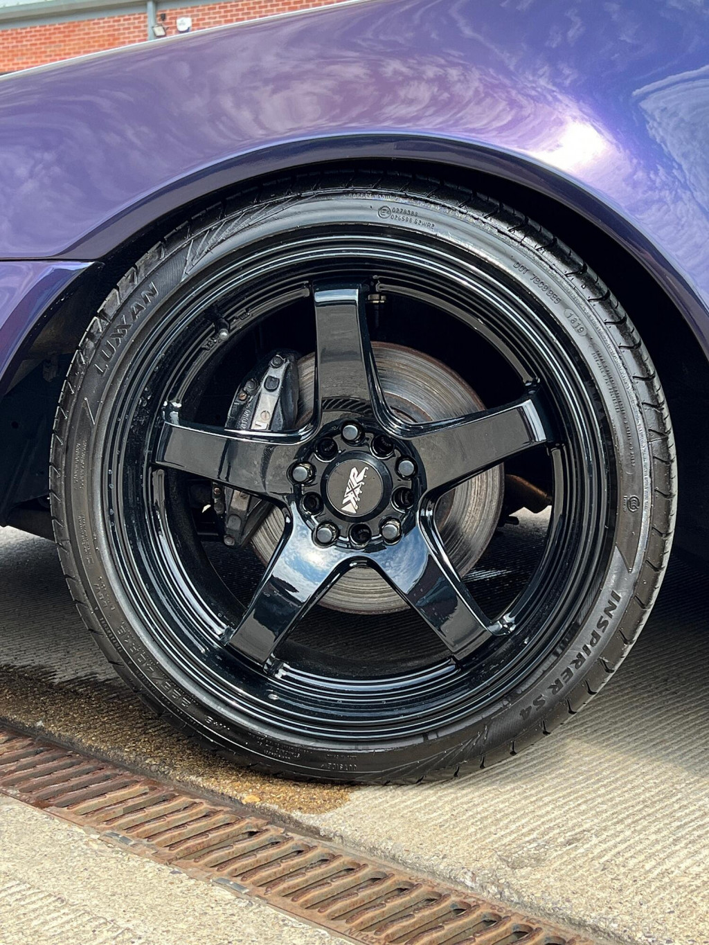 NISSAN SKYLINE