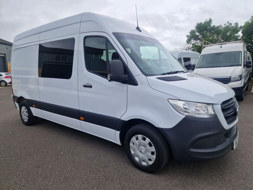 MERCEDES-BENZ SPRINTER