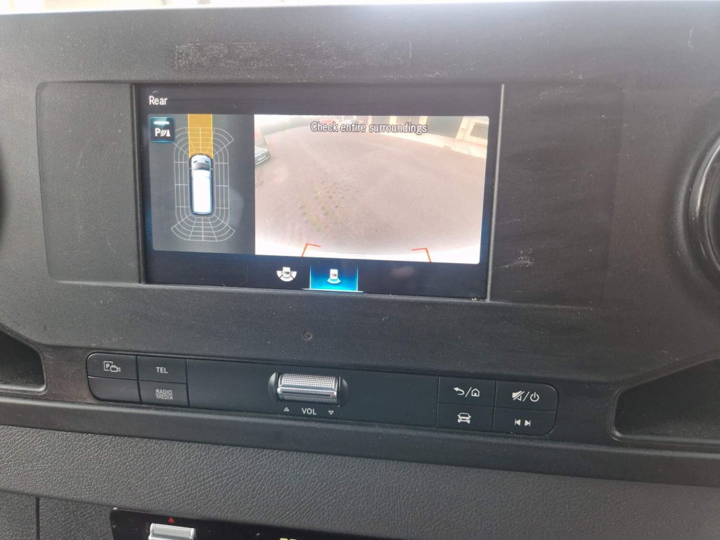 MERCEDES-BENZ SPRINTER