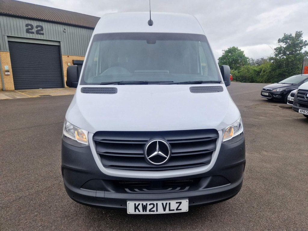 MERCEDES-BENZ SPRINTER