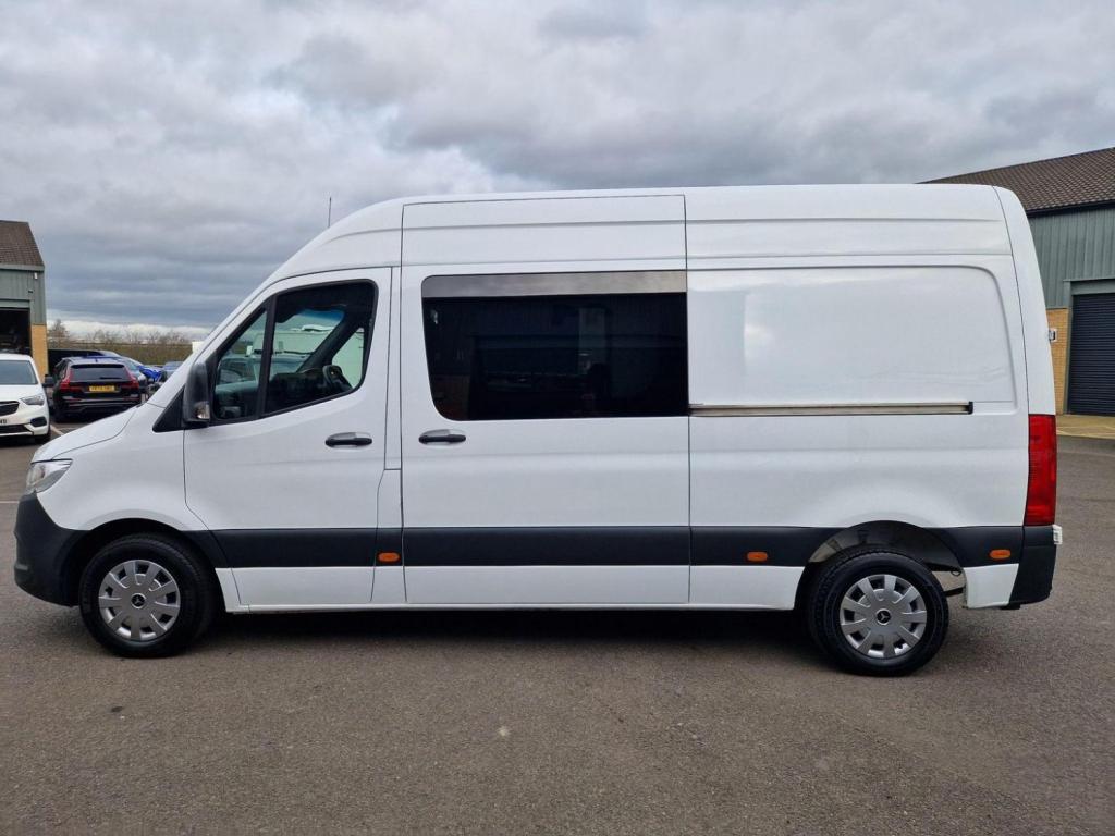 MERCEDES-BENZ SPRINTER