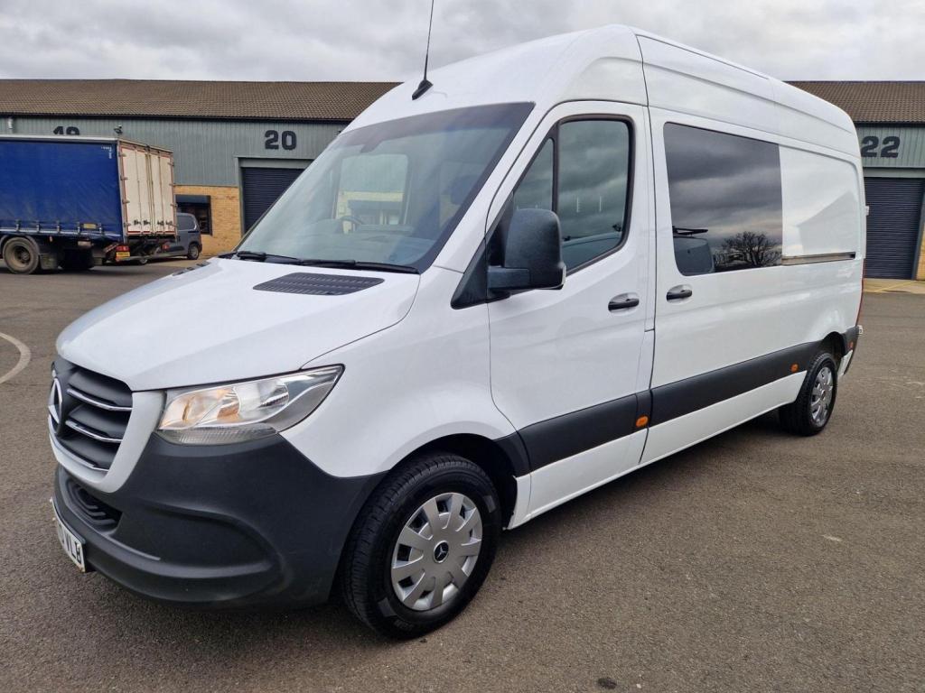 MERCEDES-BENZ SPRINTER
