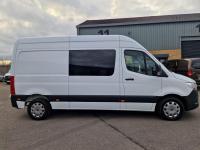 MERCEDES-BENZ SPRINTER