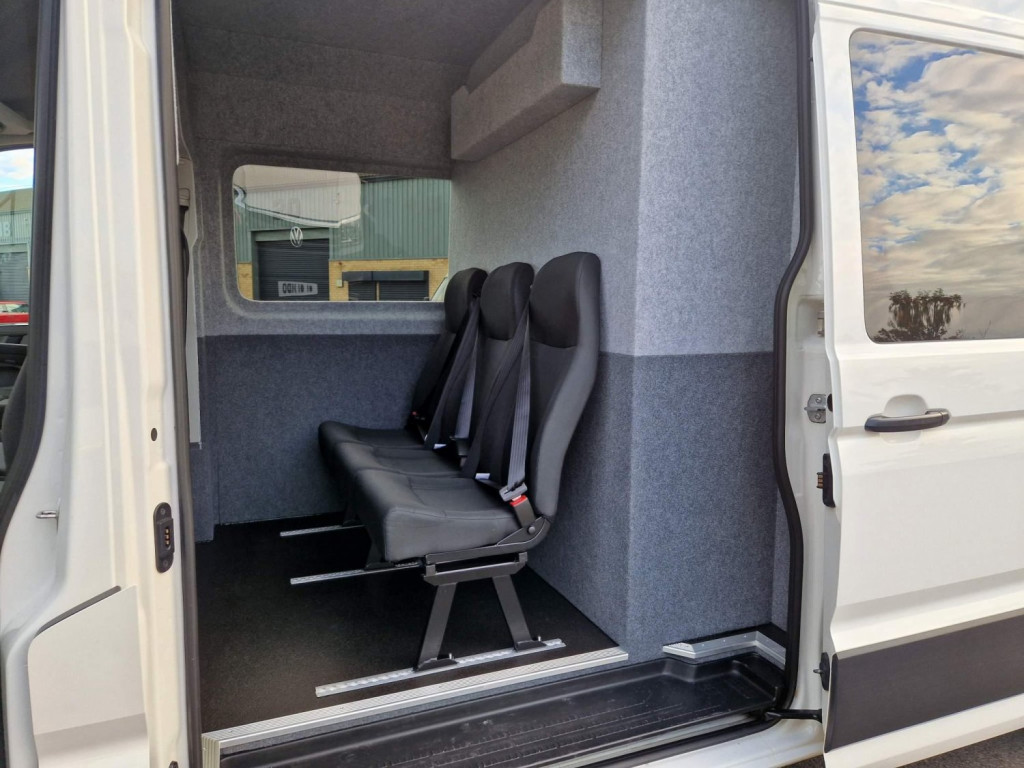 VOLKSWAGEN CRAFTER