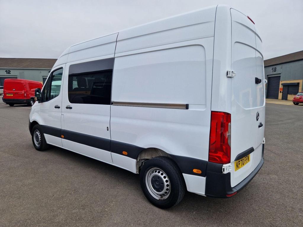 MERCEDES-BENZ SPRINTER