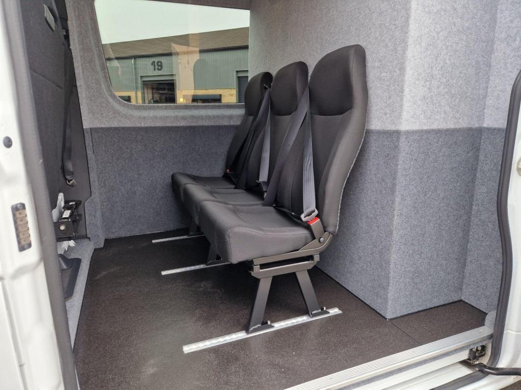 MERCEDES-BENZ SPRINTER