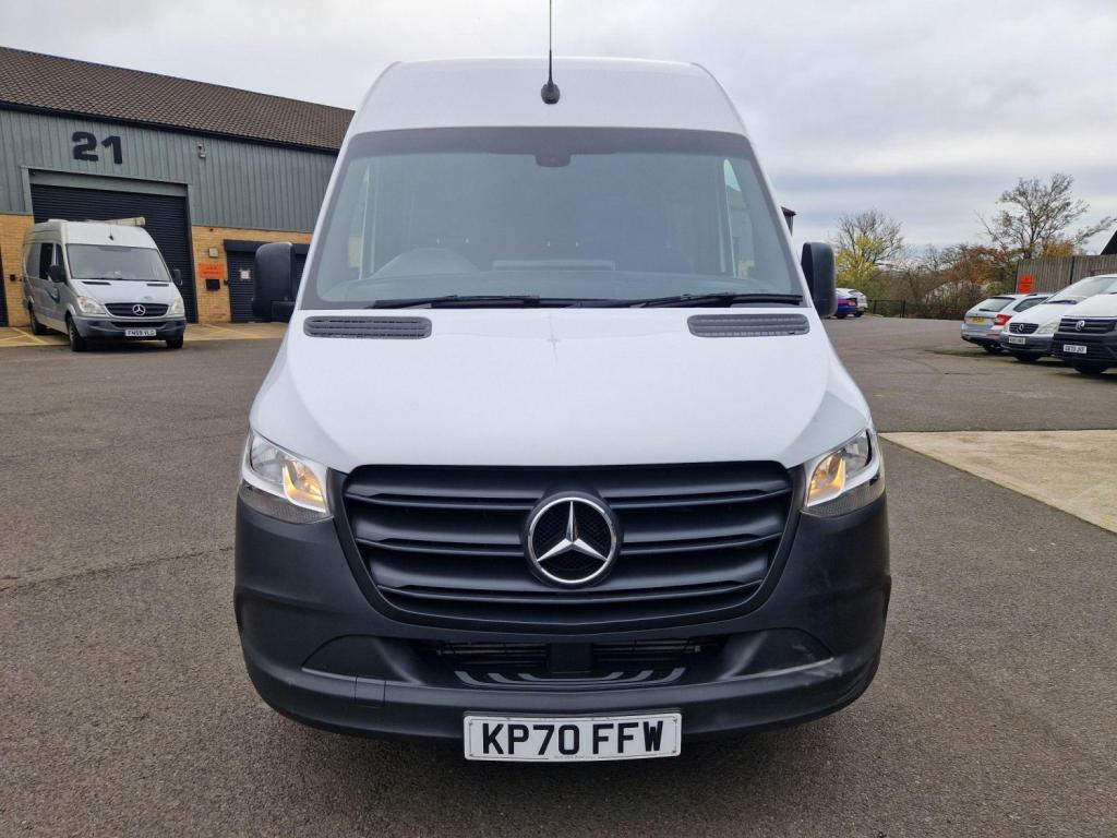 MERCEDES-BENZ SPRINTER