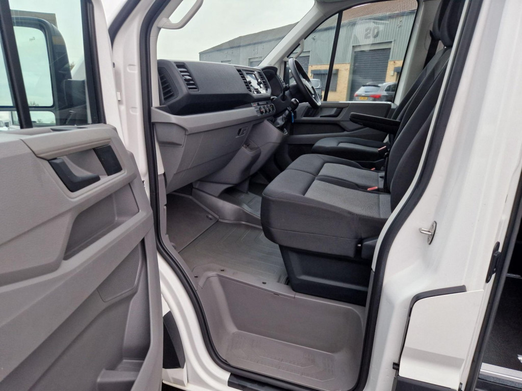 VOLKSWAGEN CRAFTER