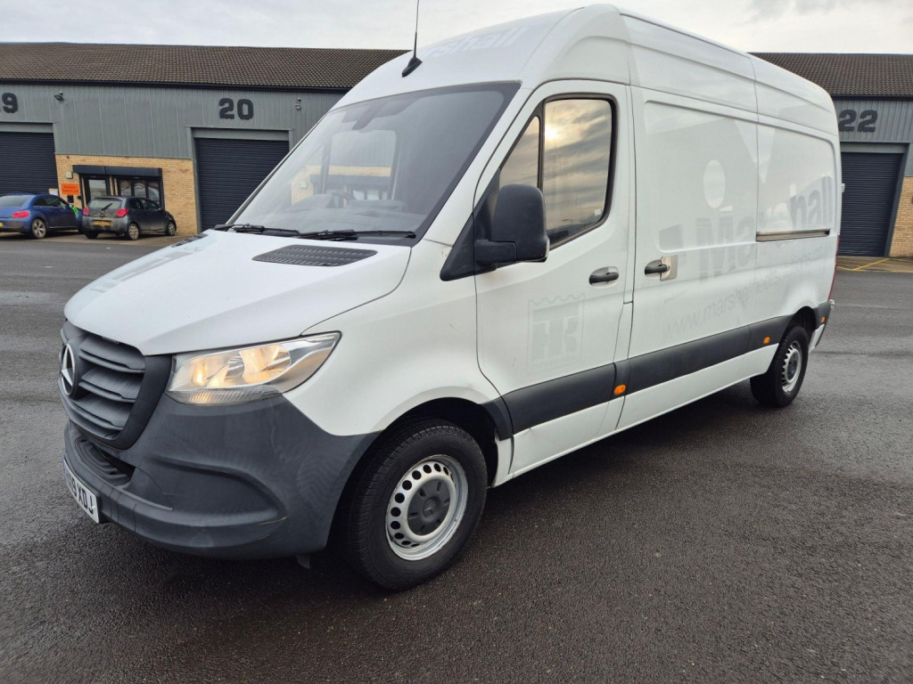 MERCEDES-BENZ SPRINTER