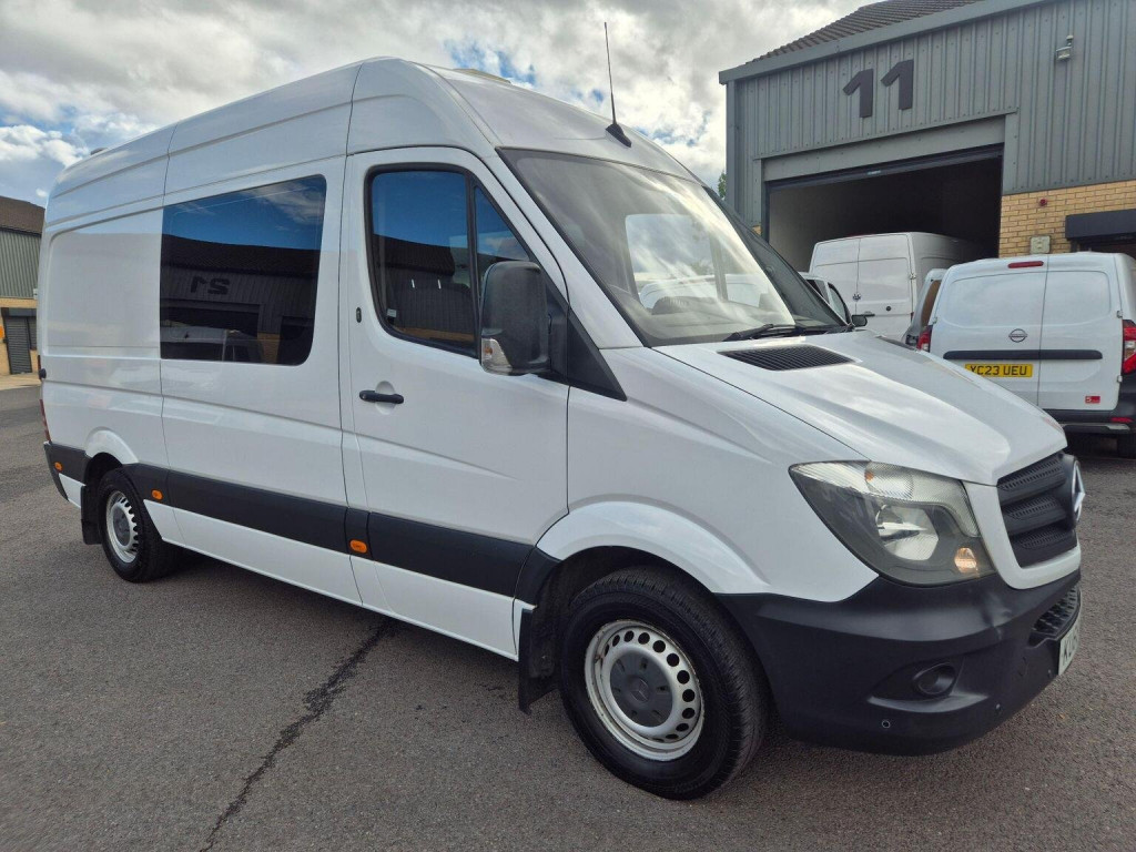 MERCEDES-BENZ SPRINTER