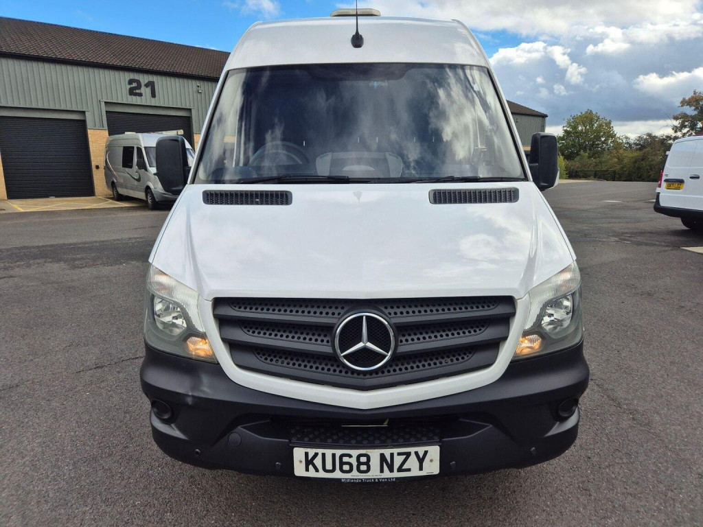 MERCEDES-BENZ SPRINTER