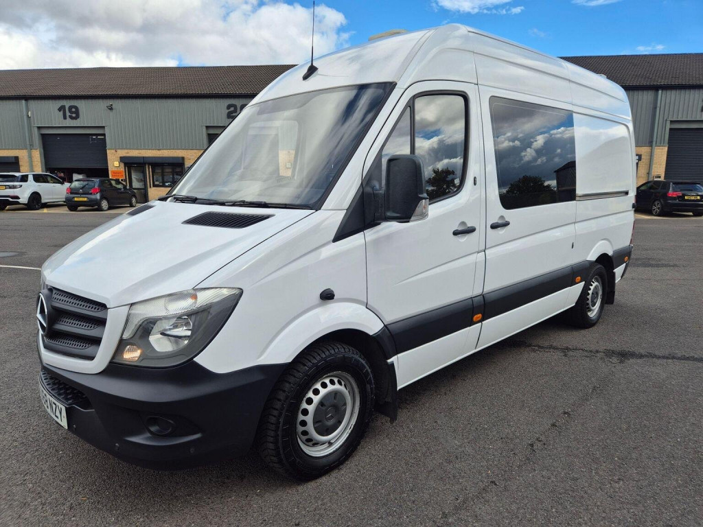 MERCEDES-BENZ SPRINTER