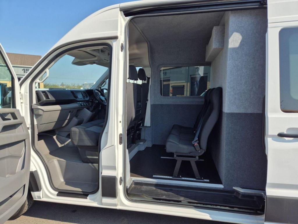 VOLKSWAGEN CRAFTER