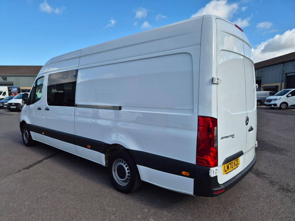 MERCEDES-BENZ SPRINTER