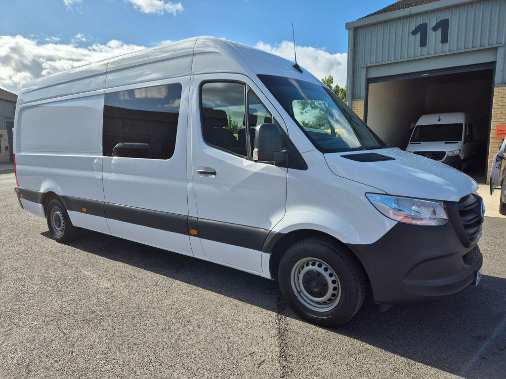 MERCEDES-BENZ SPRINTER
