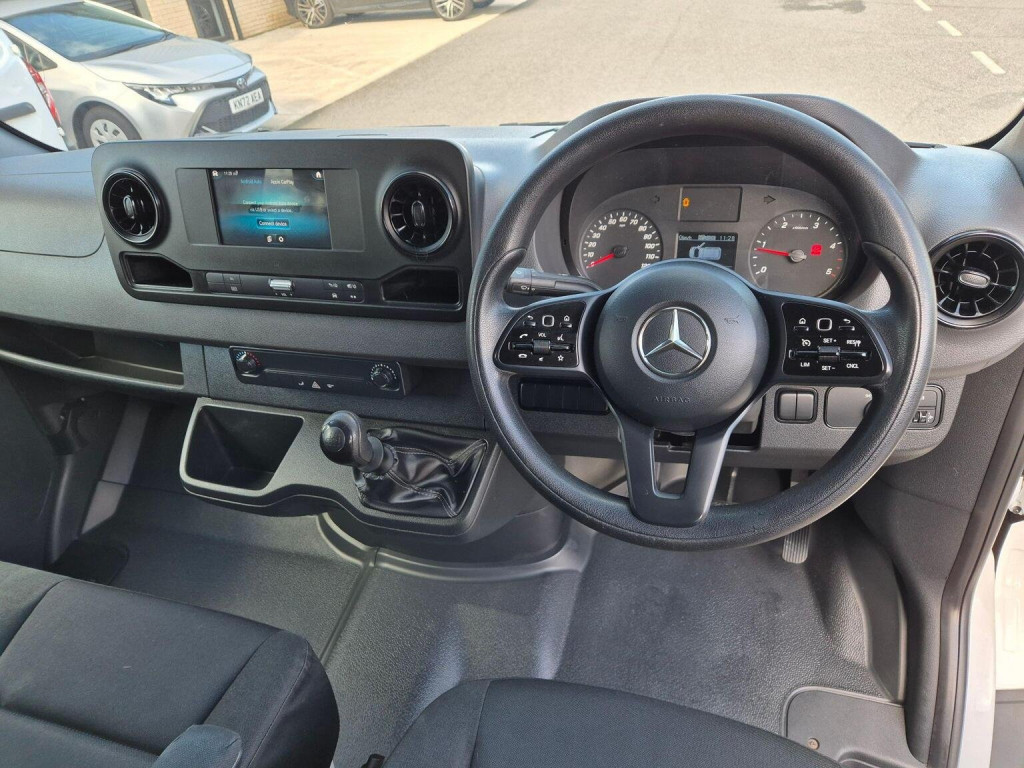 MERCEDES-BENZ SPRINTER