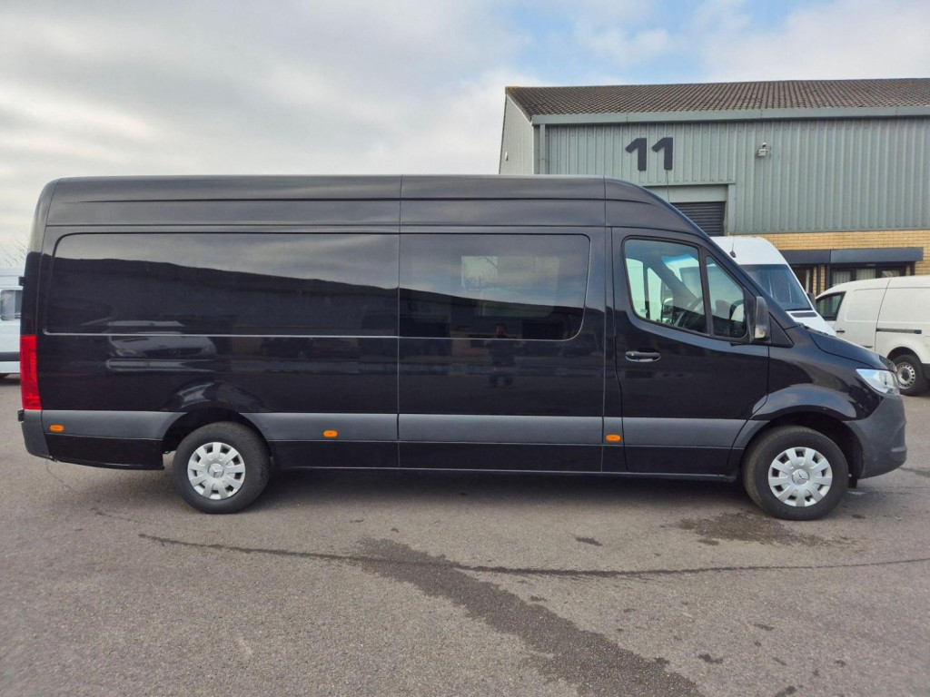 MERCEDES-BENZ SPRINTER