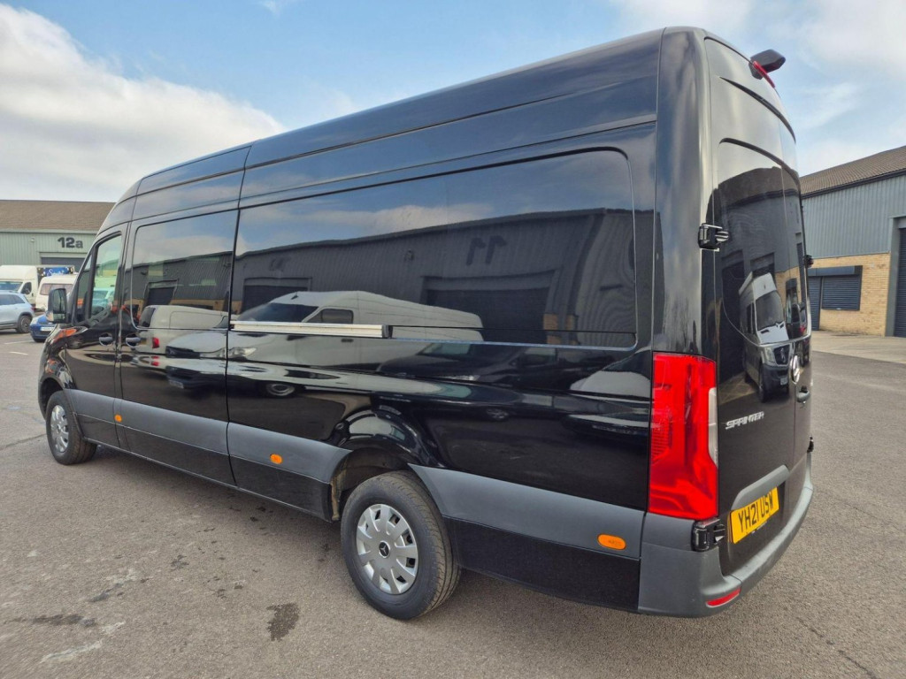 MERCEDES-BENZ SPRINTER