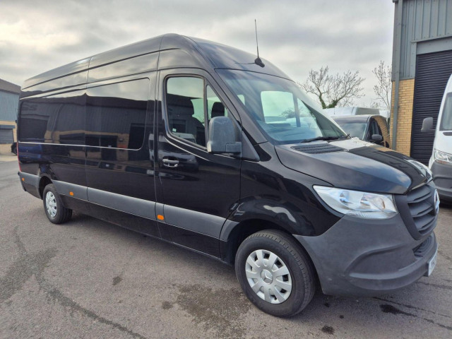 MERCEDES-BENZ SPRINTER
