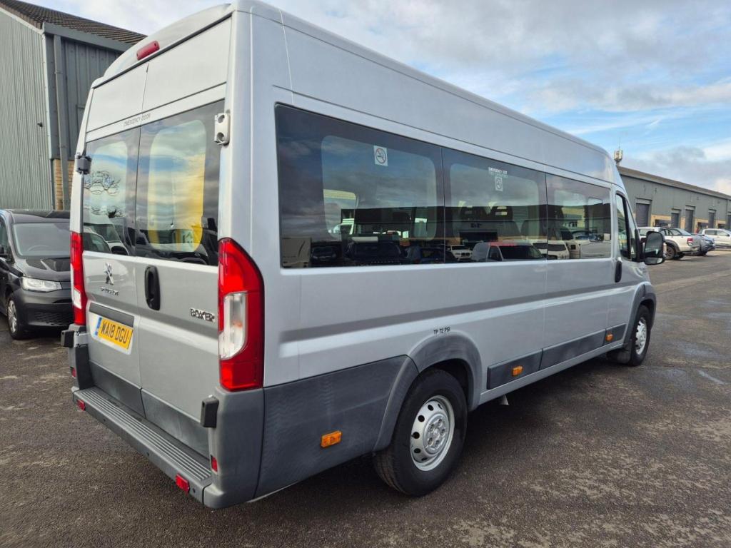 PEUGEOT BOXER