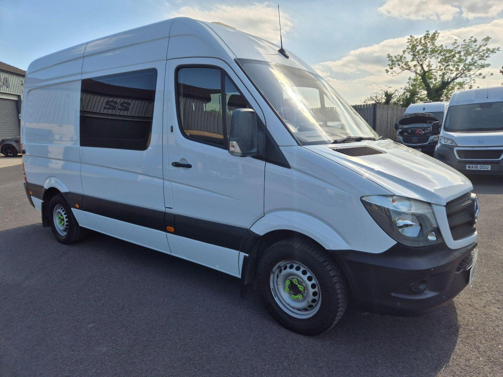 MERCEDES-BENZ SPRINTER