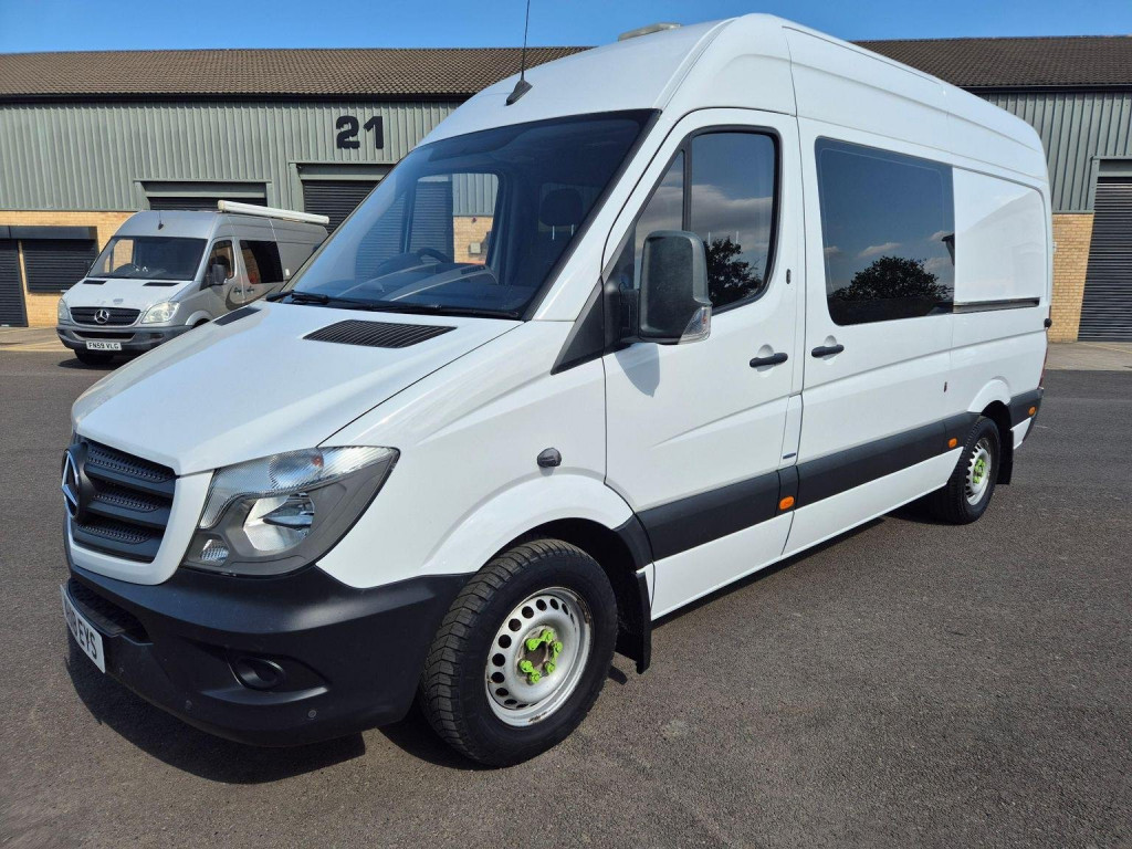 MERCEDES-BENZ SPRINTER
