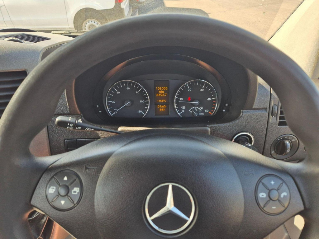 MERCEDES-BENZ SPRINTER