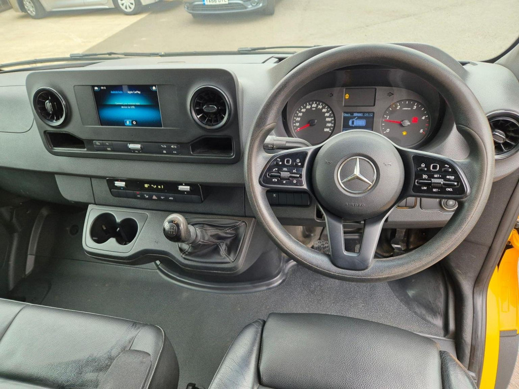 MERCEDES-BENZ SPRINTER