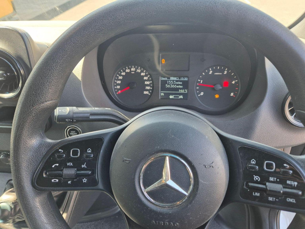 MERCEDES-BENZ SPRINTER
