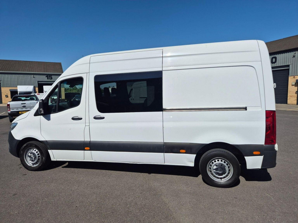 MERCEDES-BENZ SPRINTER