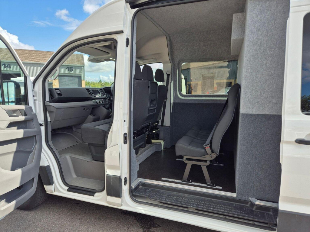VOLKSWAGEN CRAFTER