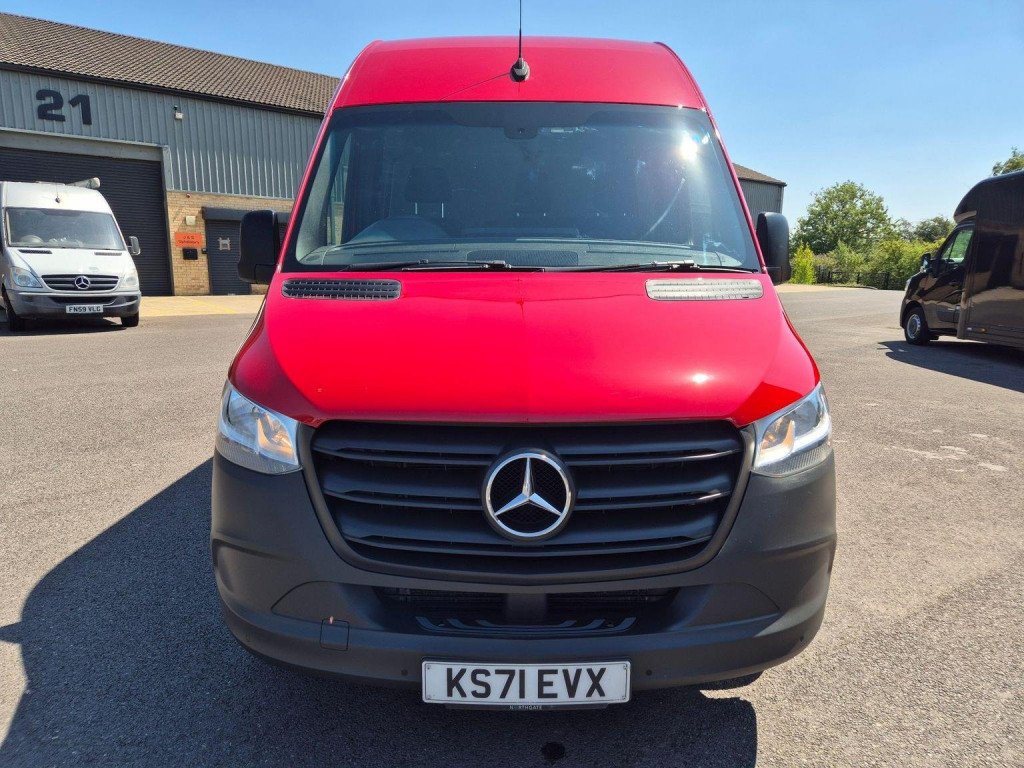 MERCEDES-BENZ SPRINTER
