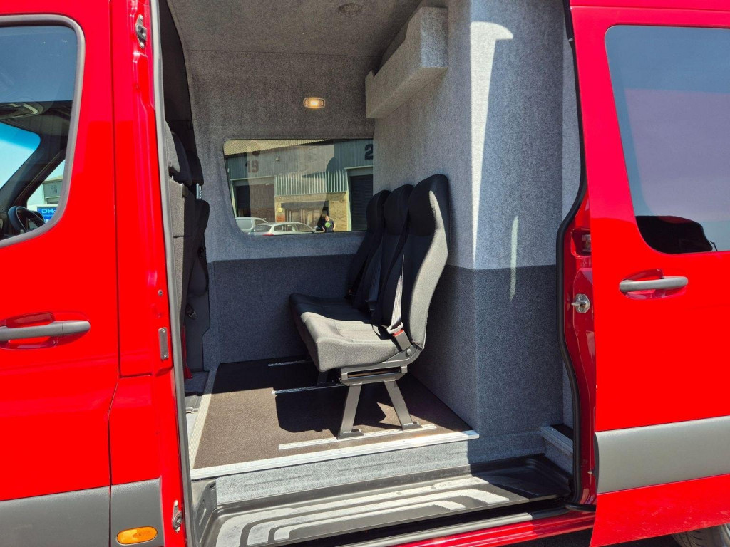 MERCEDES-BENZ SPRINTER