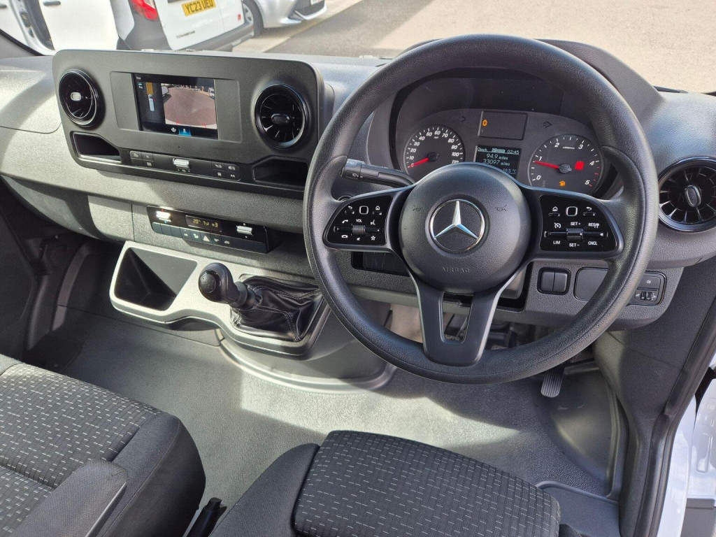 MERCEDES-BENZ SPRINTER