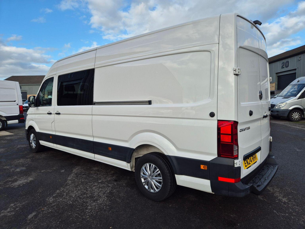 VOLKSWAGEN CRAFTER