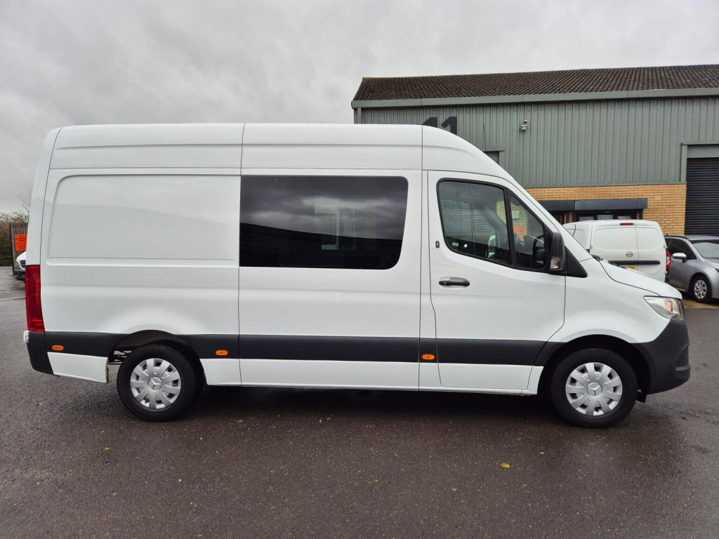 MERCEDES-BENZ SPRINTER