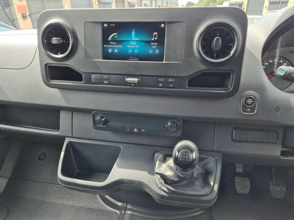 MERCEDES-BENZ SPRINTER