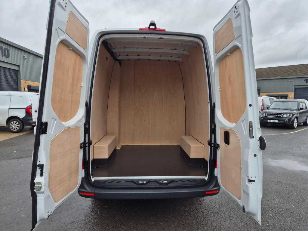 MERCEDES-BENZ SPRINTER