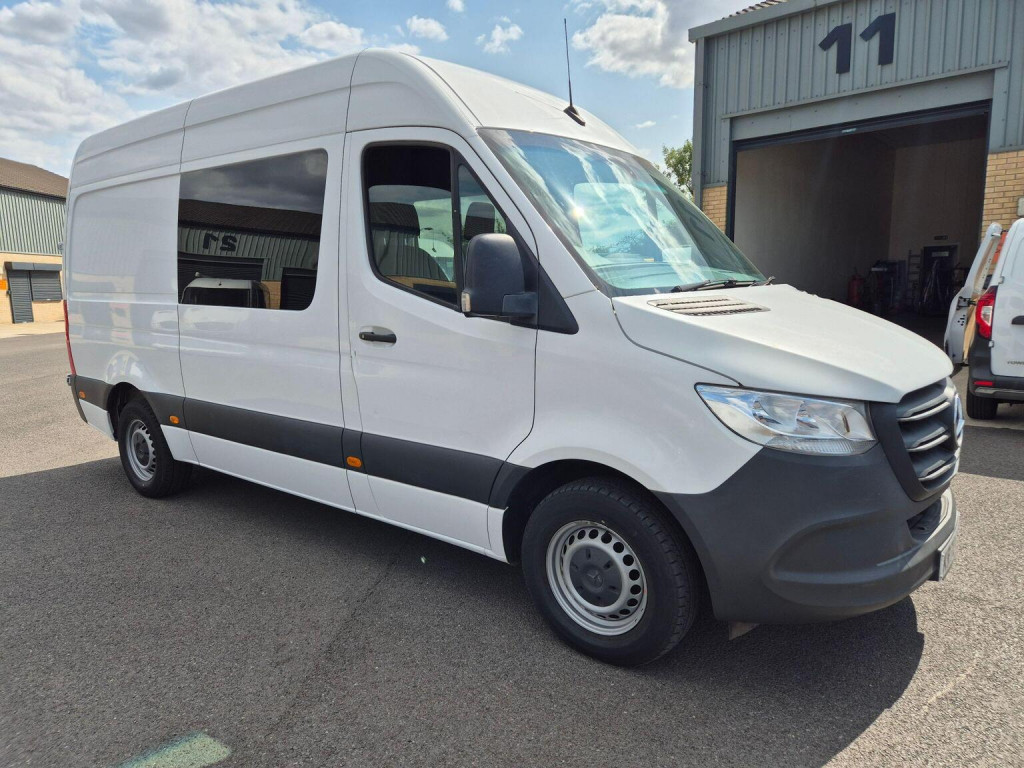 MERCEDES-BENZ SPRINTER