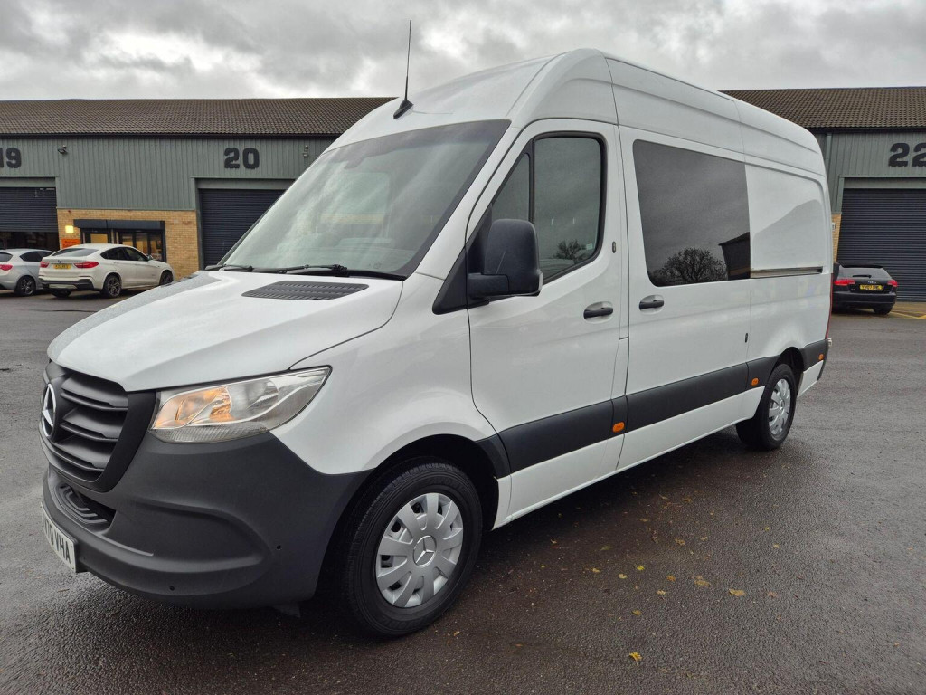 MERCEDES-BENZ SPRINTER