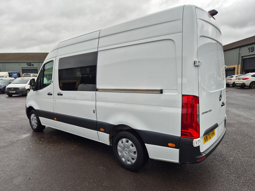 MERCEDES-BENZ SPRINTER