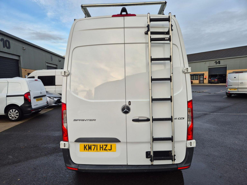 MERCEDES-BENZ SPRINTER