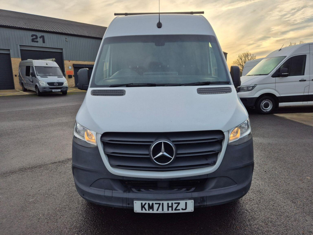MERCEDES-BENZ SPRINTER